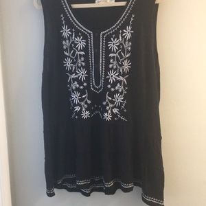 Black, sleeveless shirt